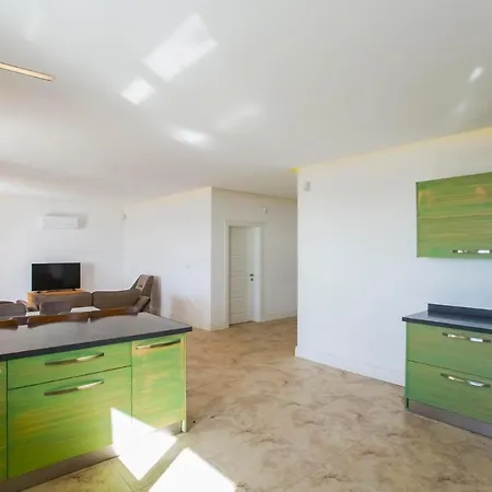 Sleeps 4 With Pool And Air Con Villa Kalkan