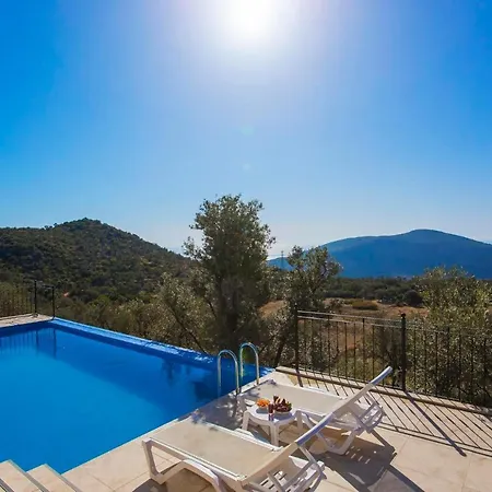 Sleeps 4 With Pool And Air Con 빌라 *